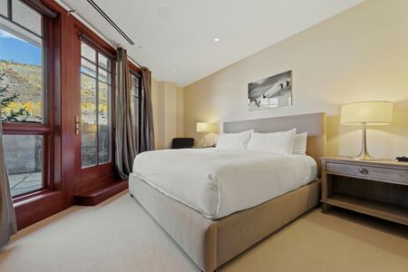 Unit Photo