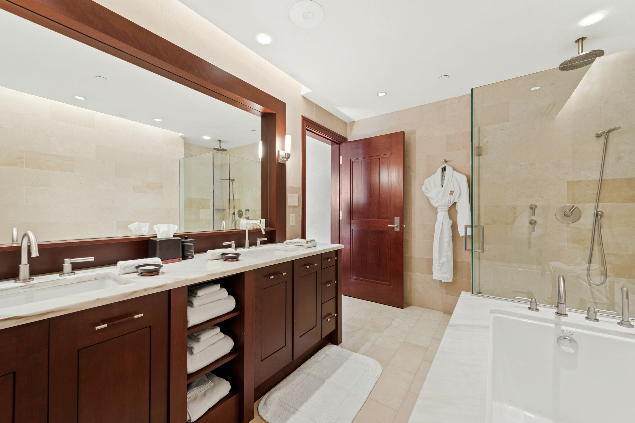 Master Ensuite Bathroom