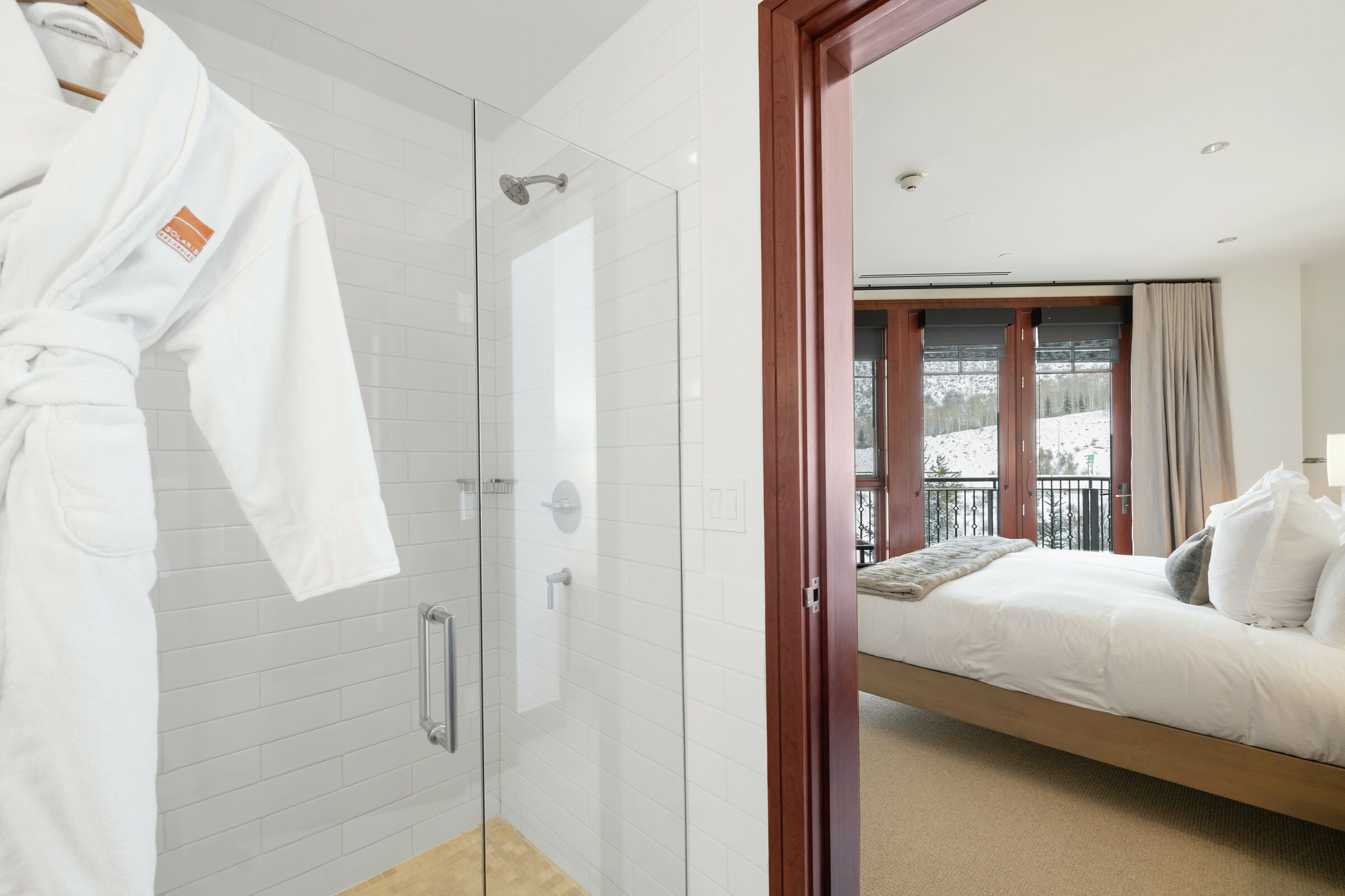 #5CE - Ensuite Bathroom