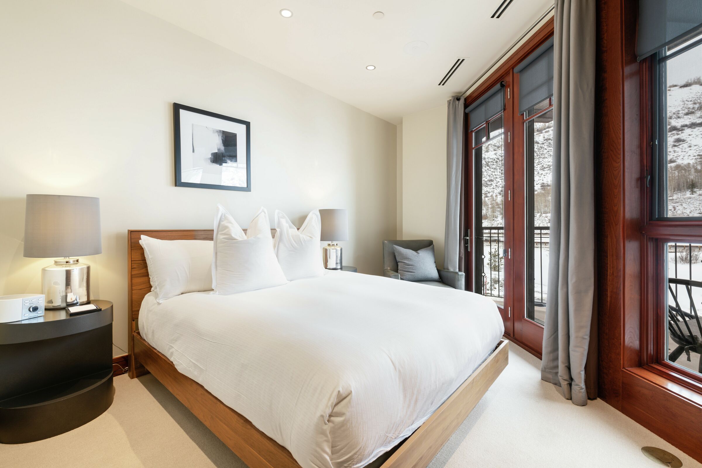 #5CW - Bedroom