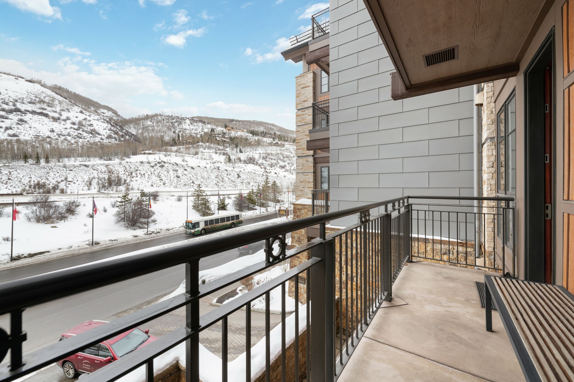 #5CW - Balcony