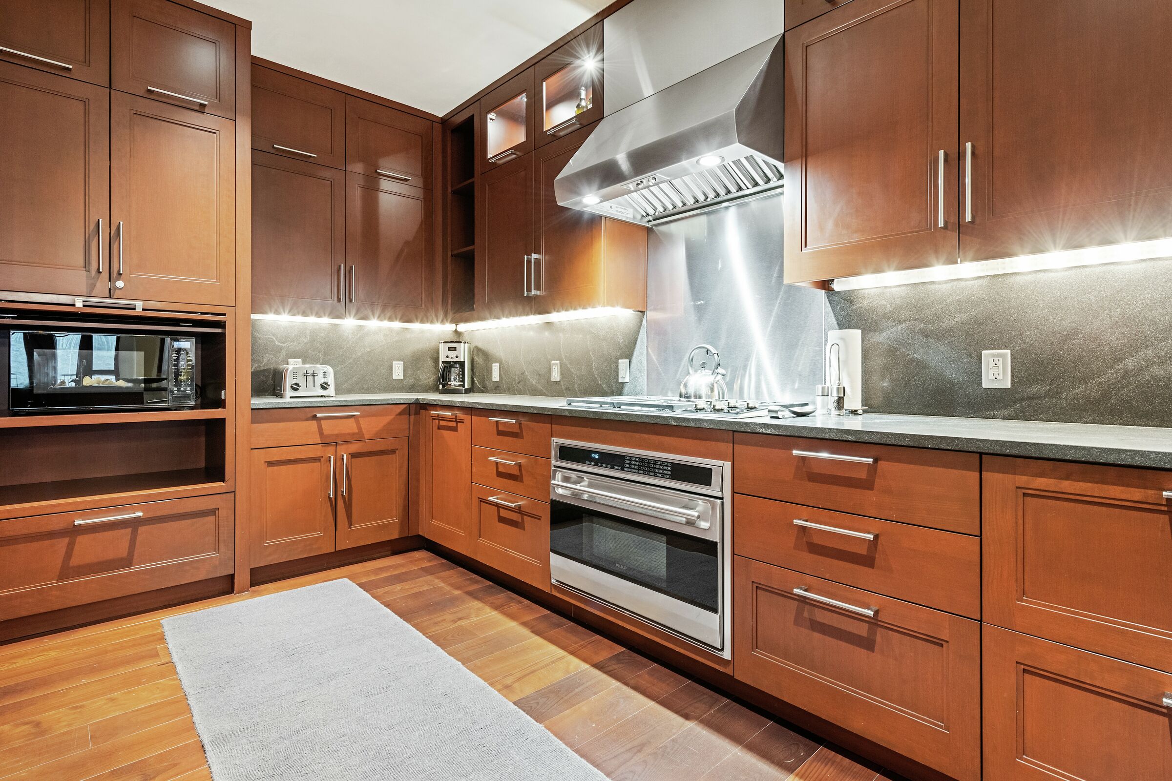 #5EW - Kitchen