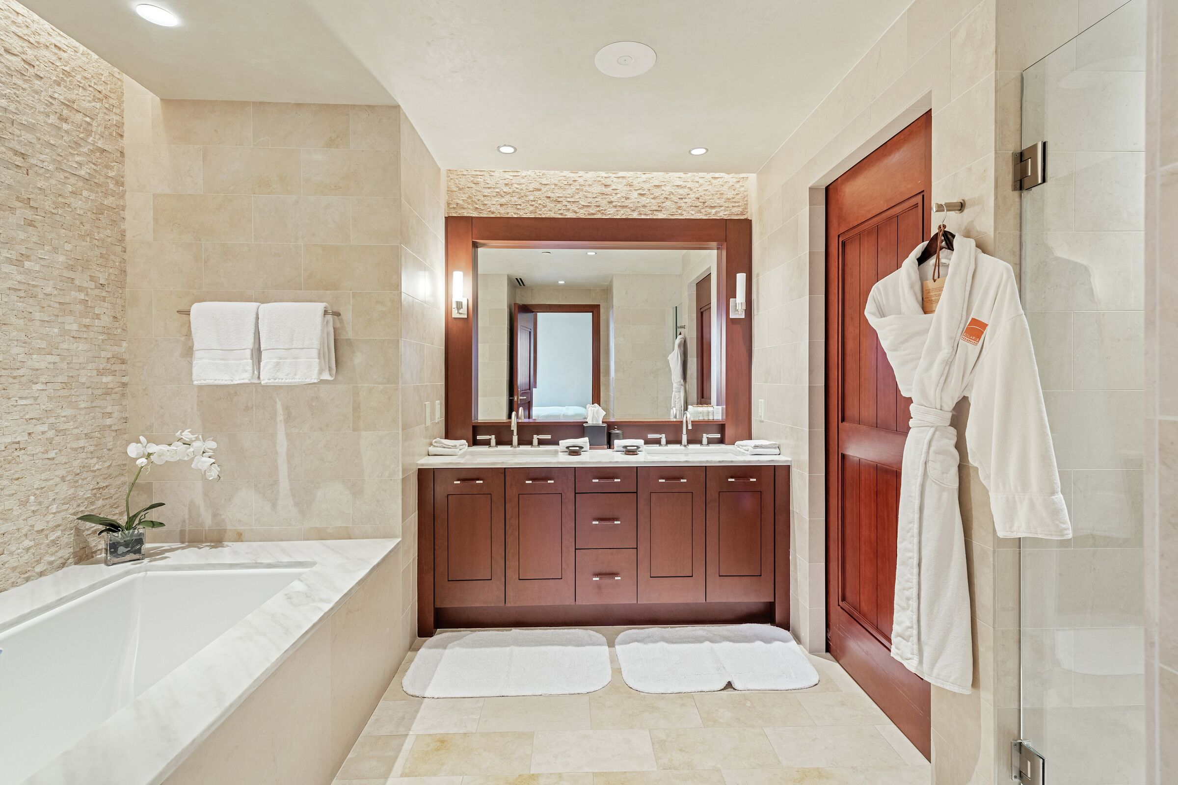 #5EW - Master Ensuite Bathroom
