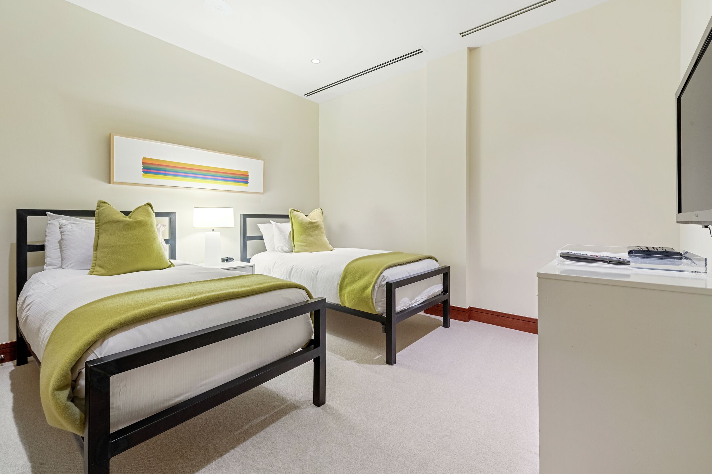 #5EW - Bedroom