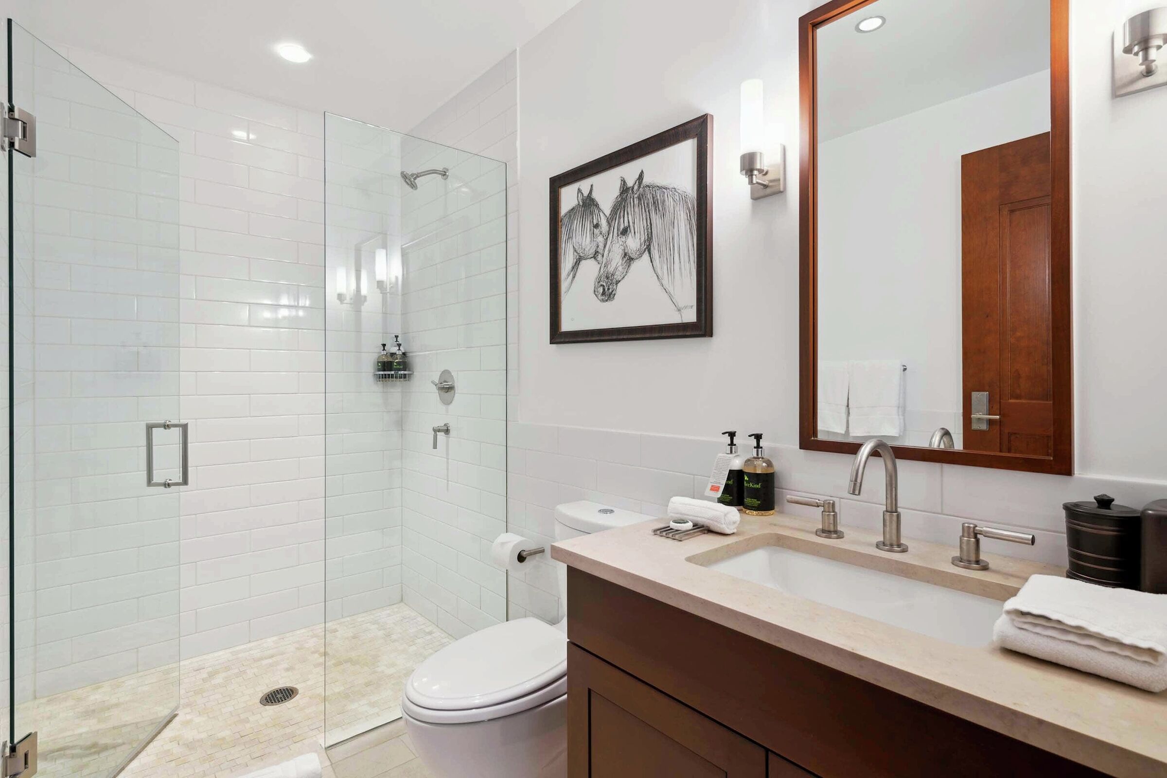 #6AW - Ensuite Bathroom