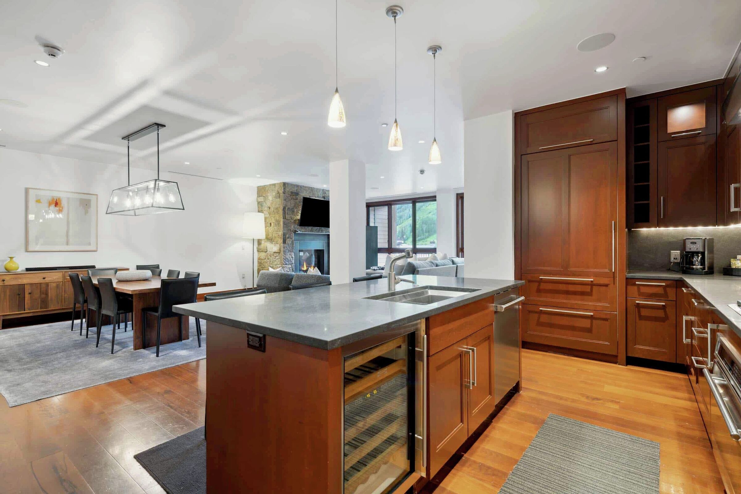 #6AW - Kitchen