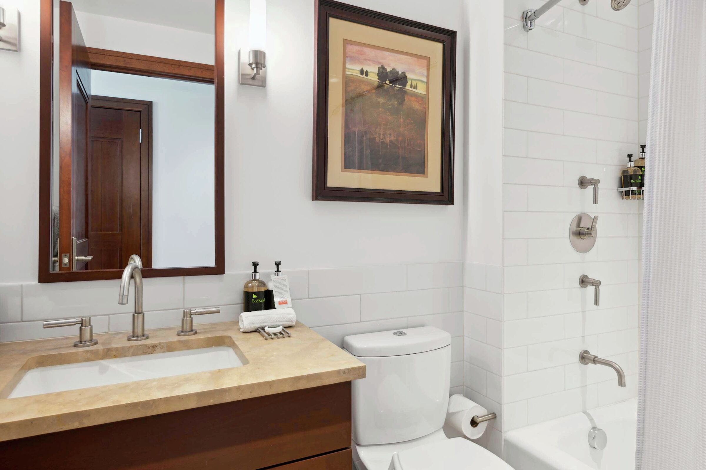 #6AW - Ensuite Bathroom