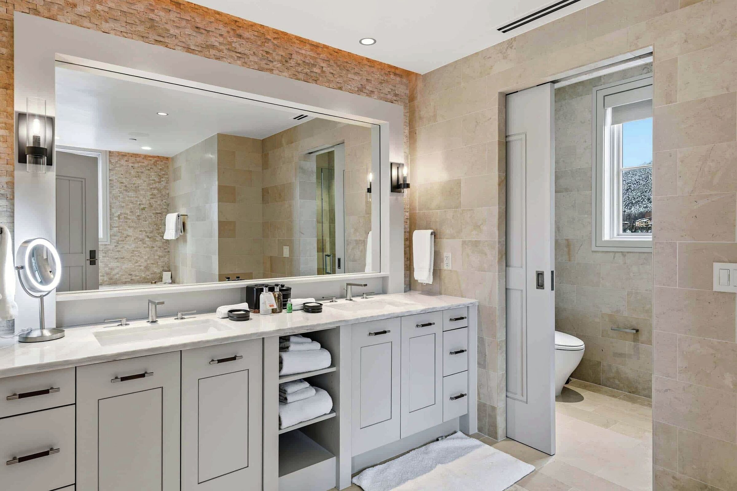 #5FE - Master Ensuite Bathroom