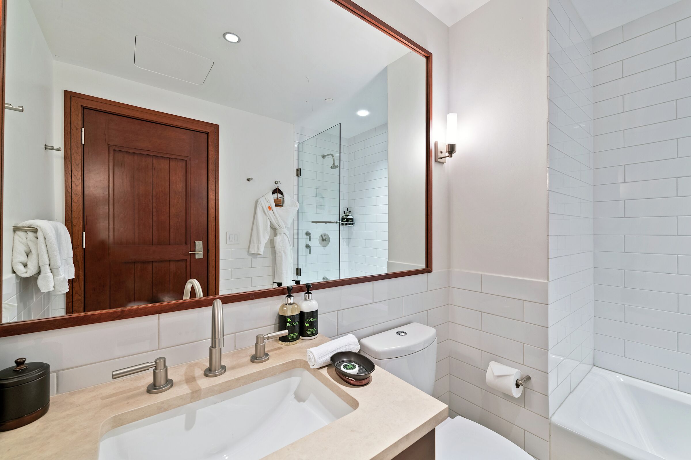 #5EE - Ensuite Bathroom