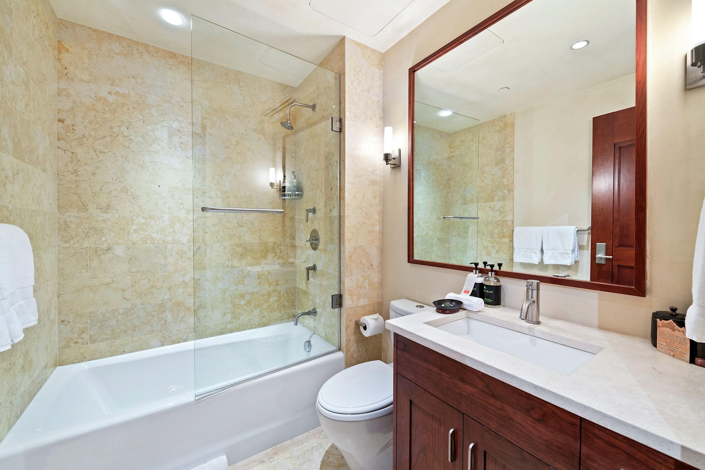 #5EE - Bathroom