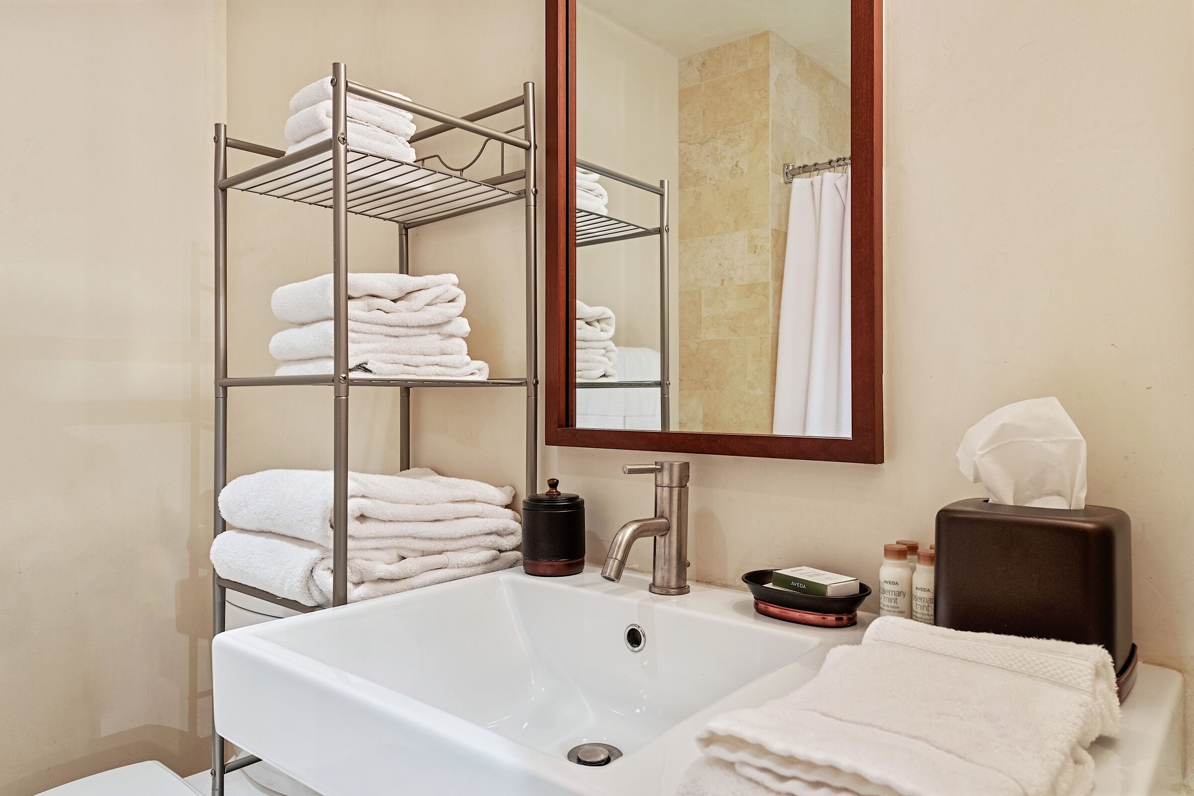 #6CW - Bathroom