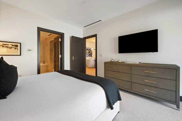 PHCE - Master Bedroom