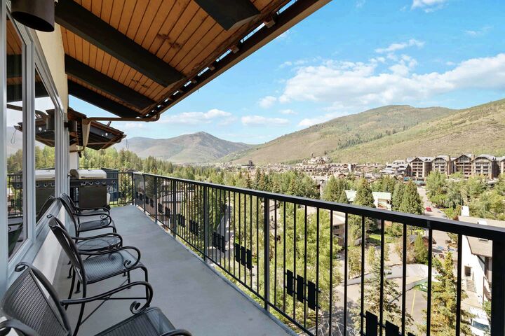 Balcony with BBQ