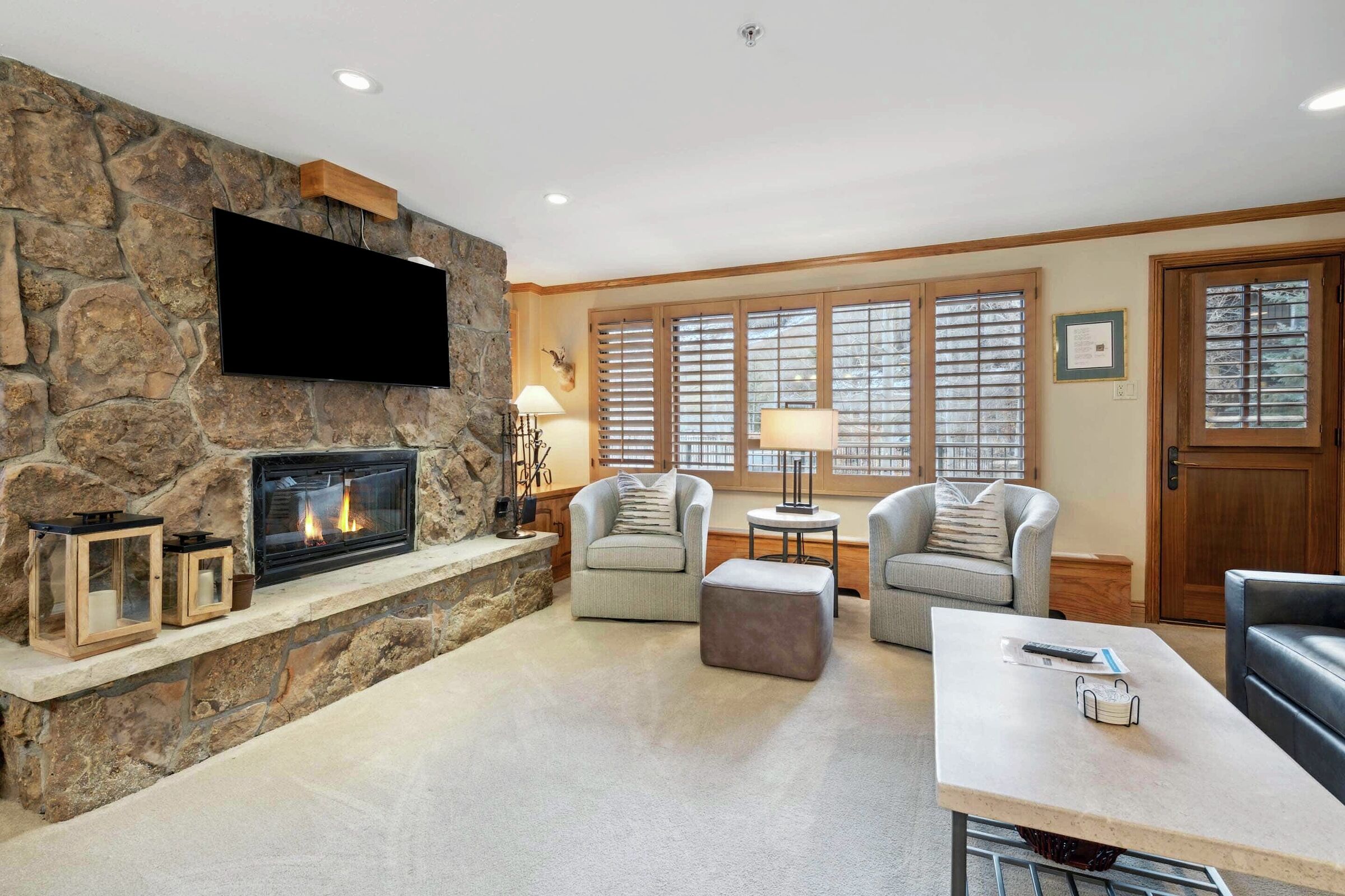 #277 - Living Area