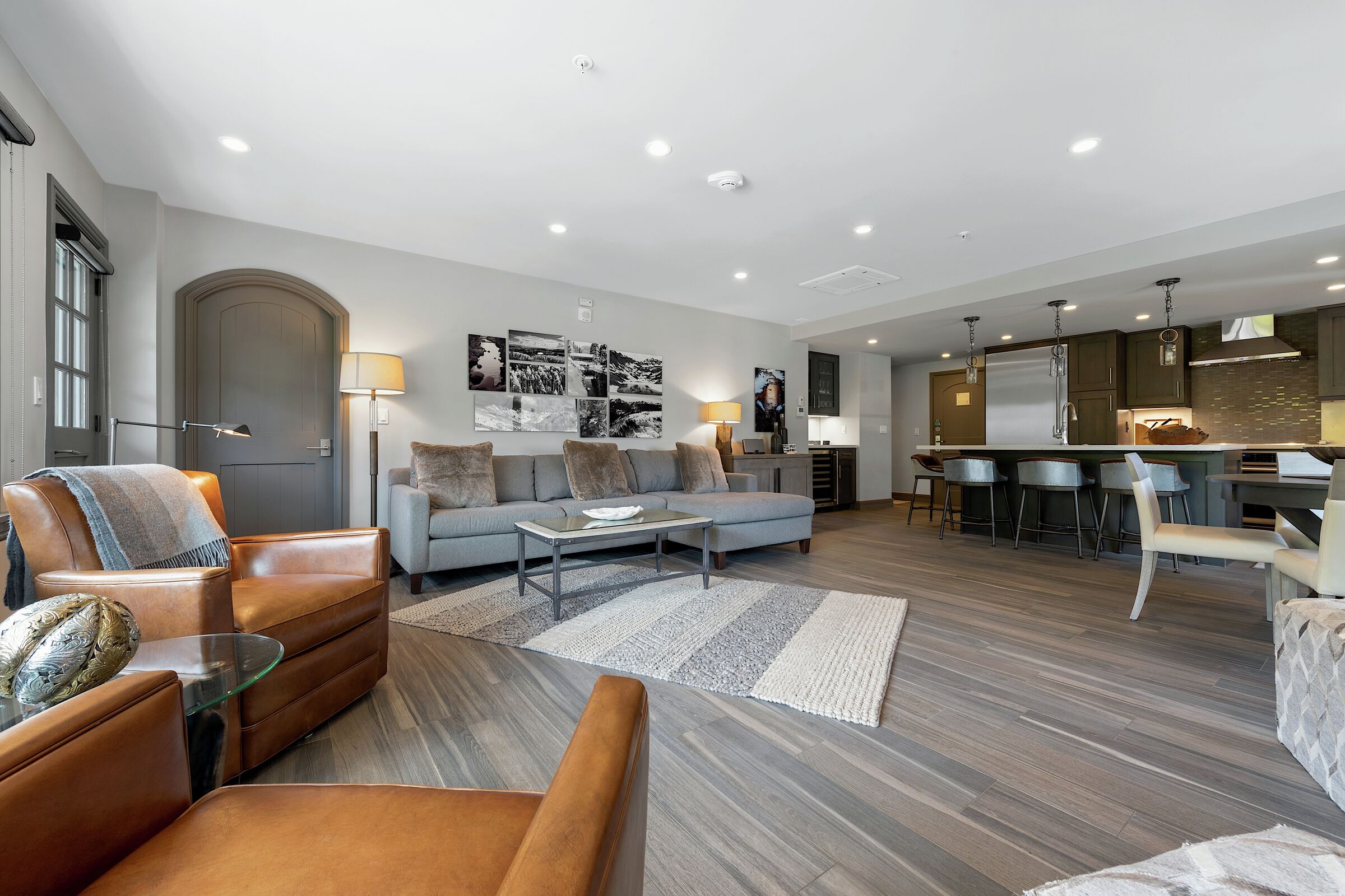 #677 - Living Area