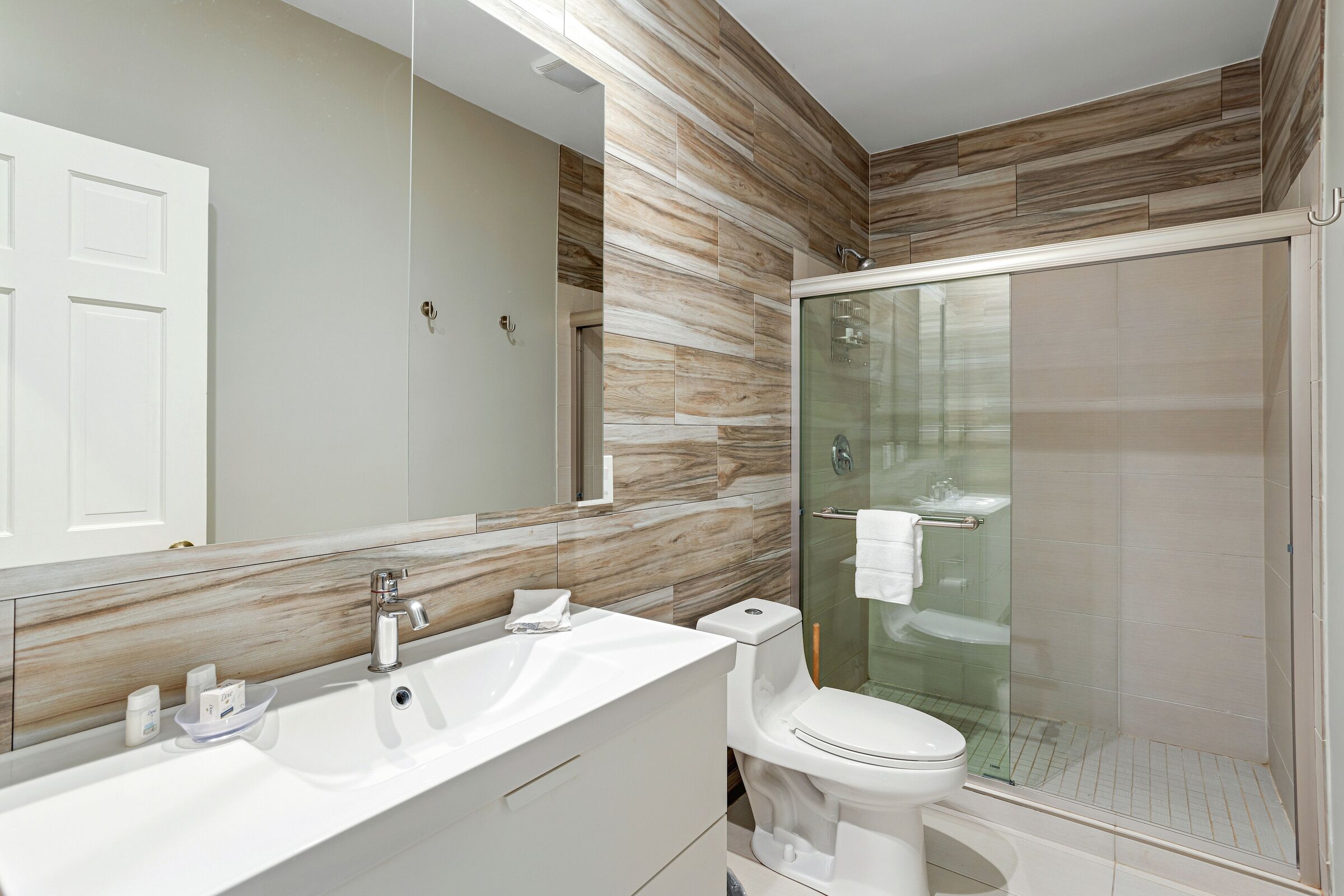 #11A - Bathroom