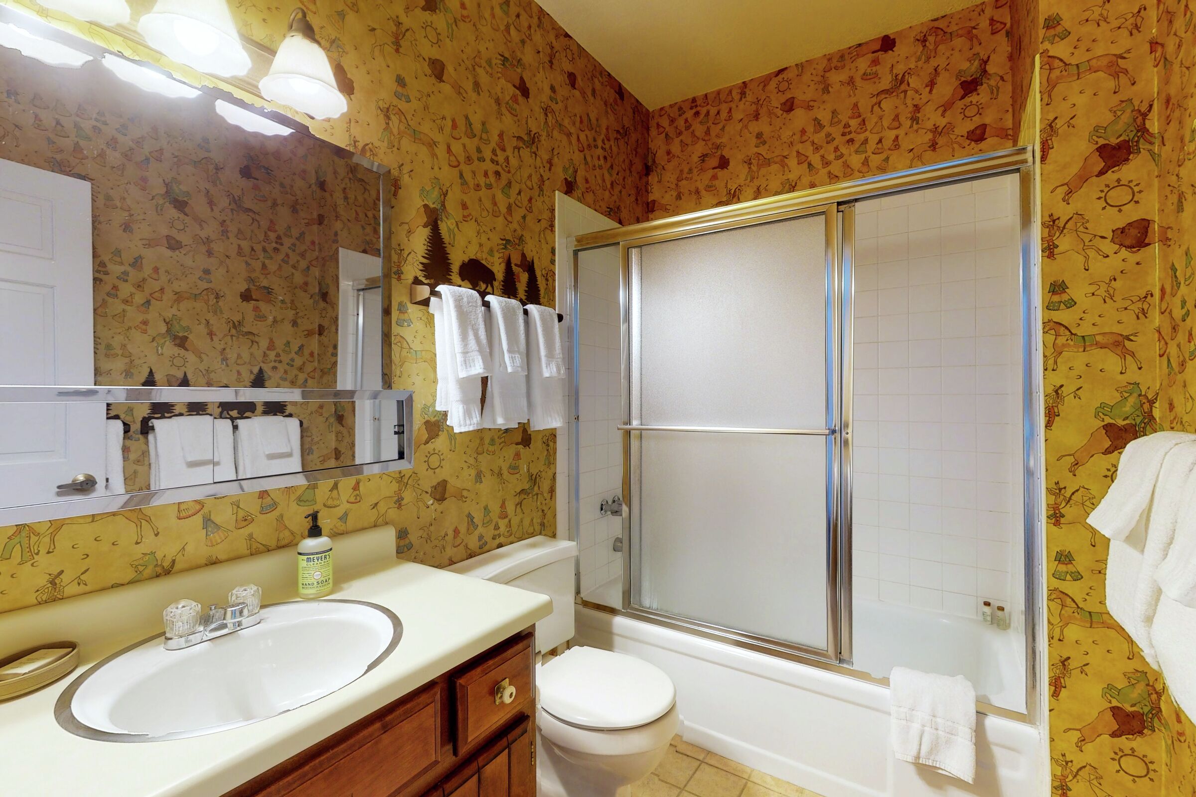 #24B - Master Ensuite Bathroom