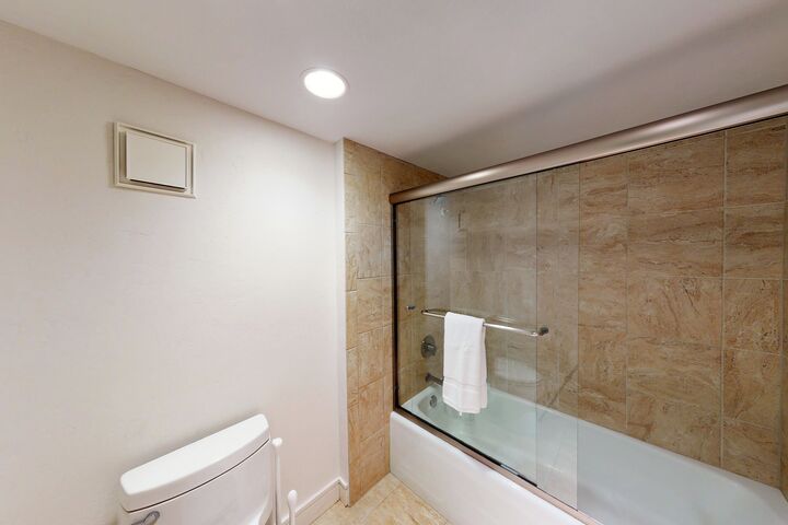 3 Bdrm - Master Ensuite Bathroom