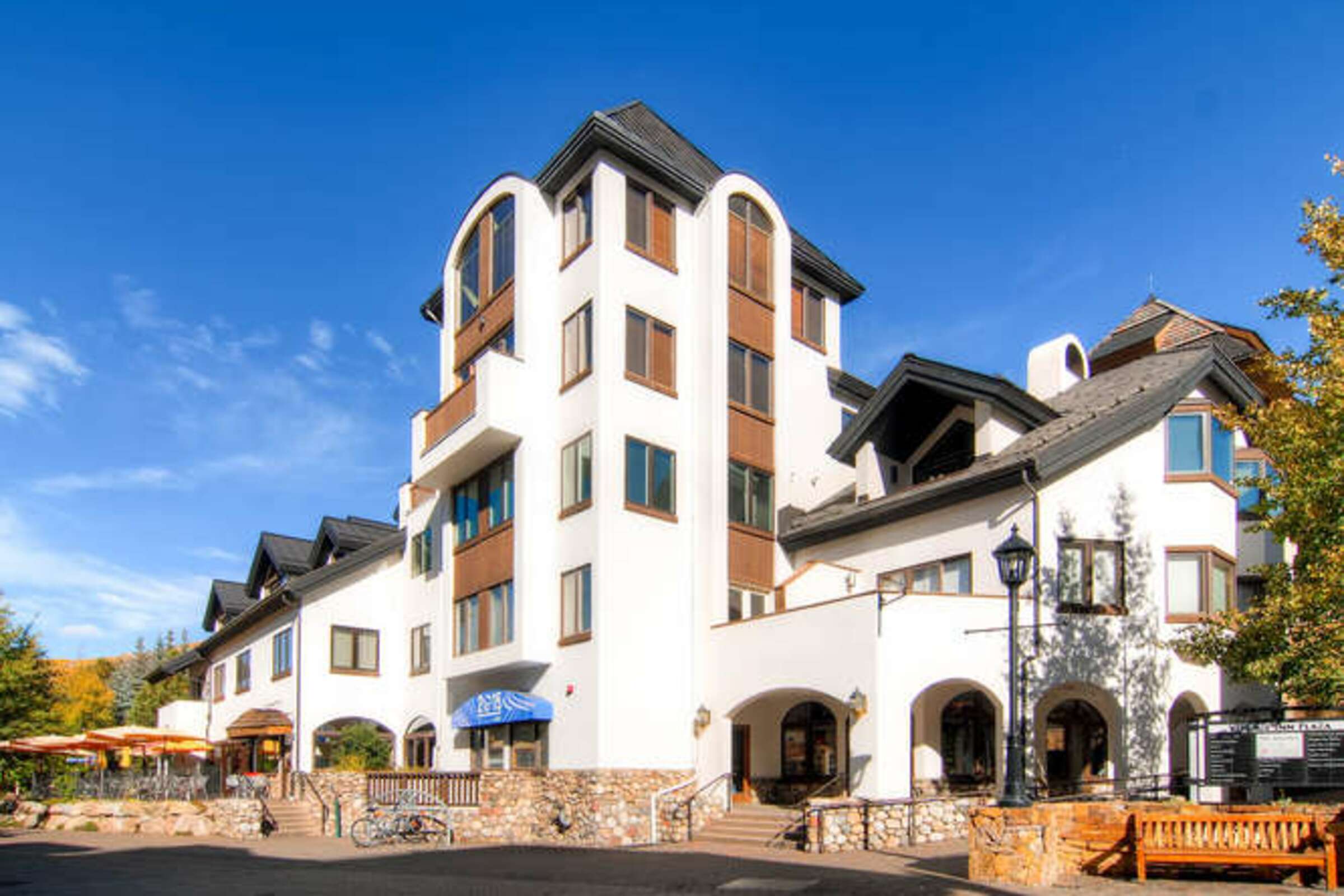 Village Inn Plaza