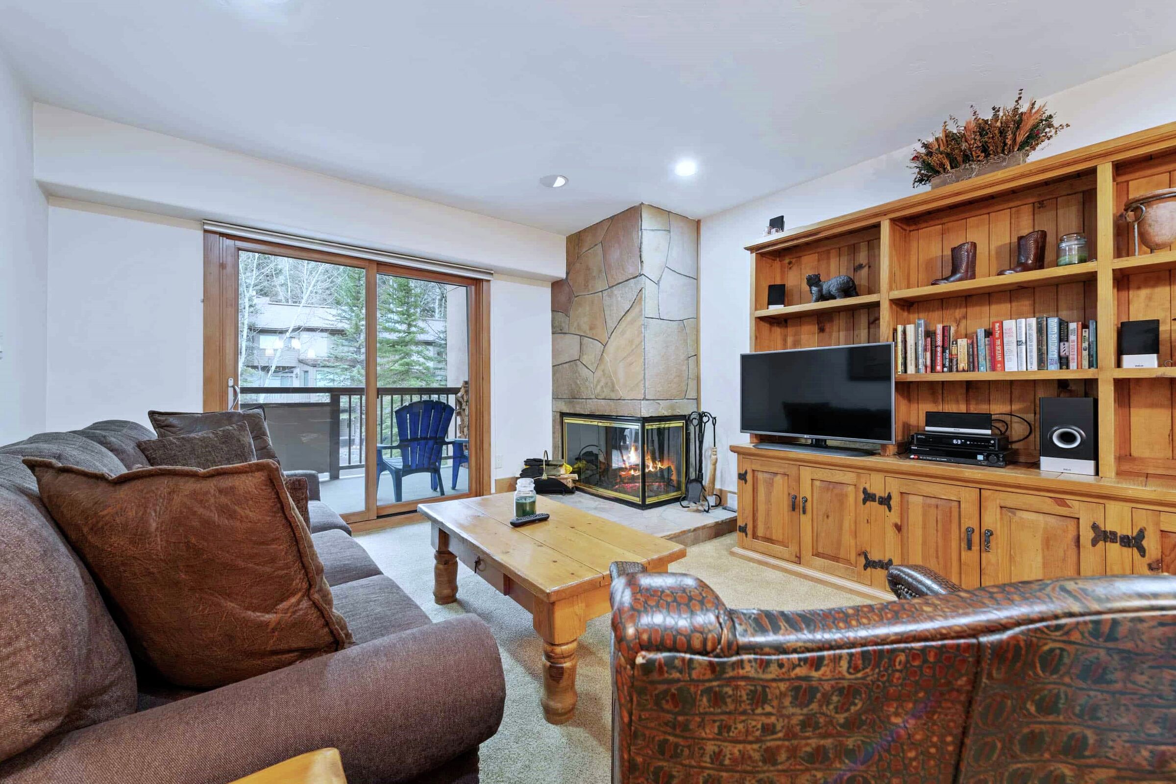 #402 - Living Room