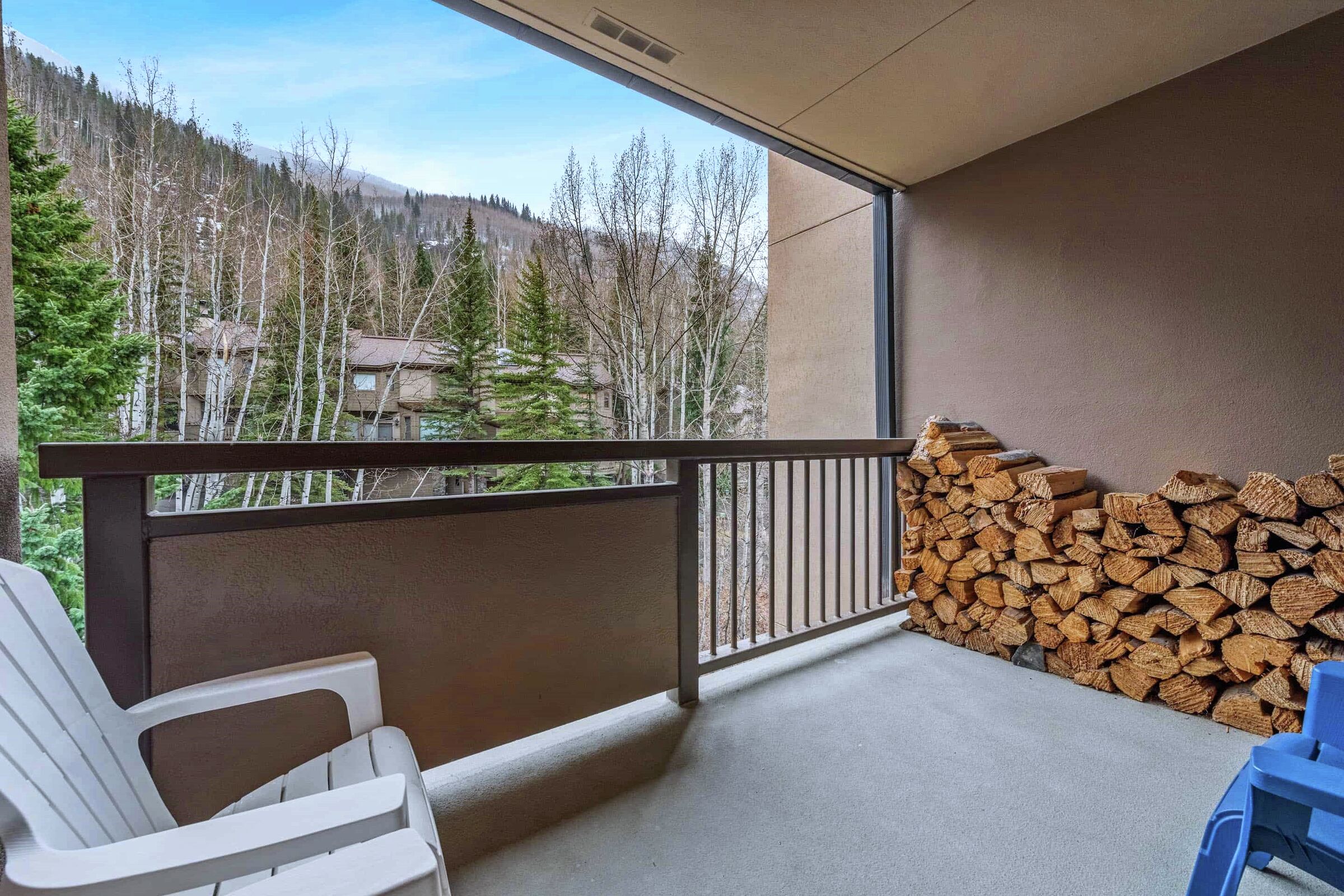 #402 - Balcony