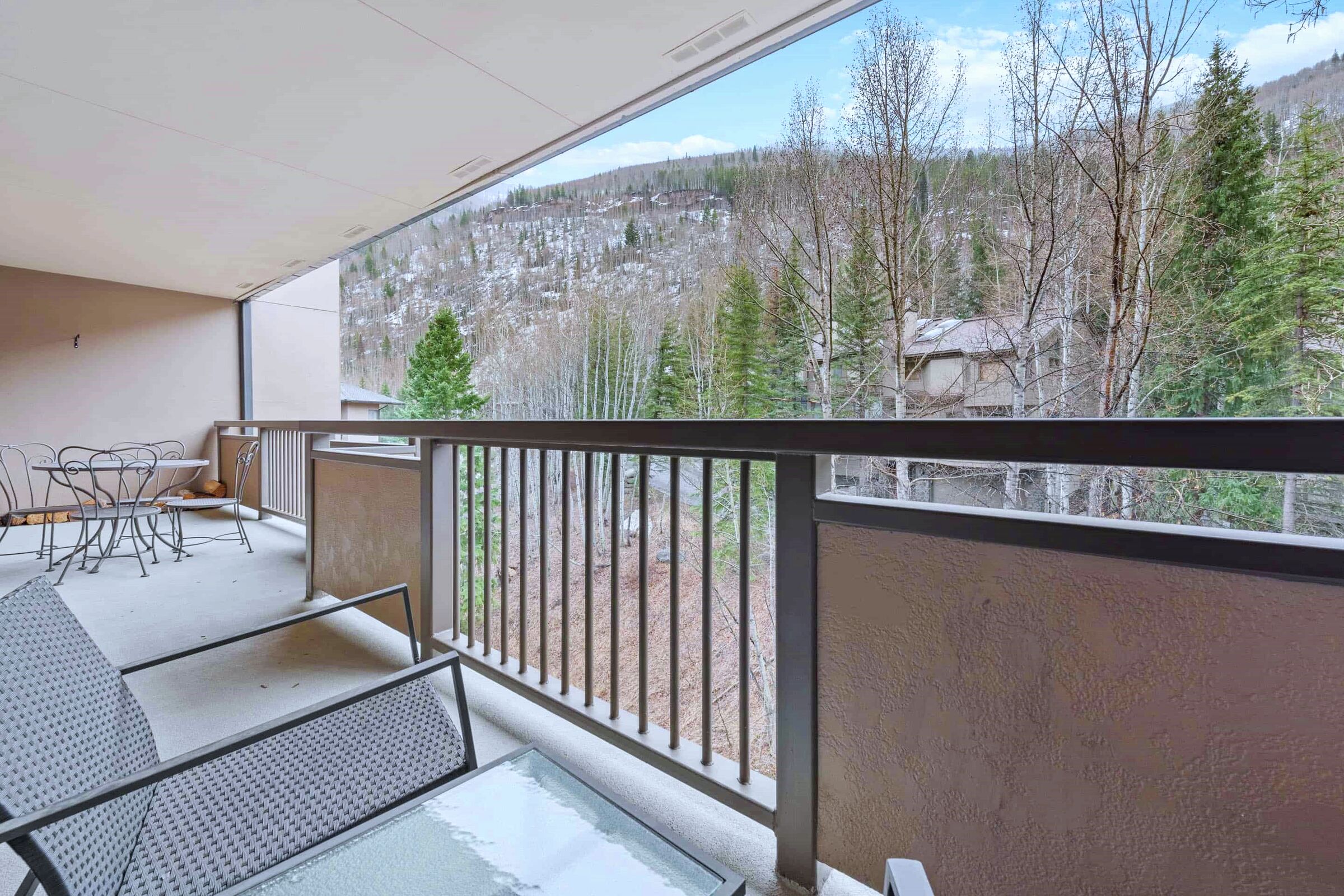 #403 - Balcony