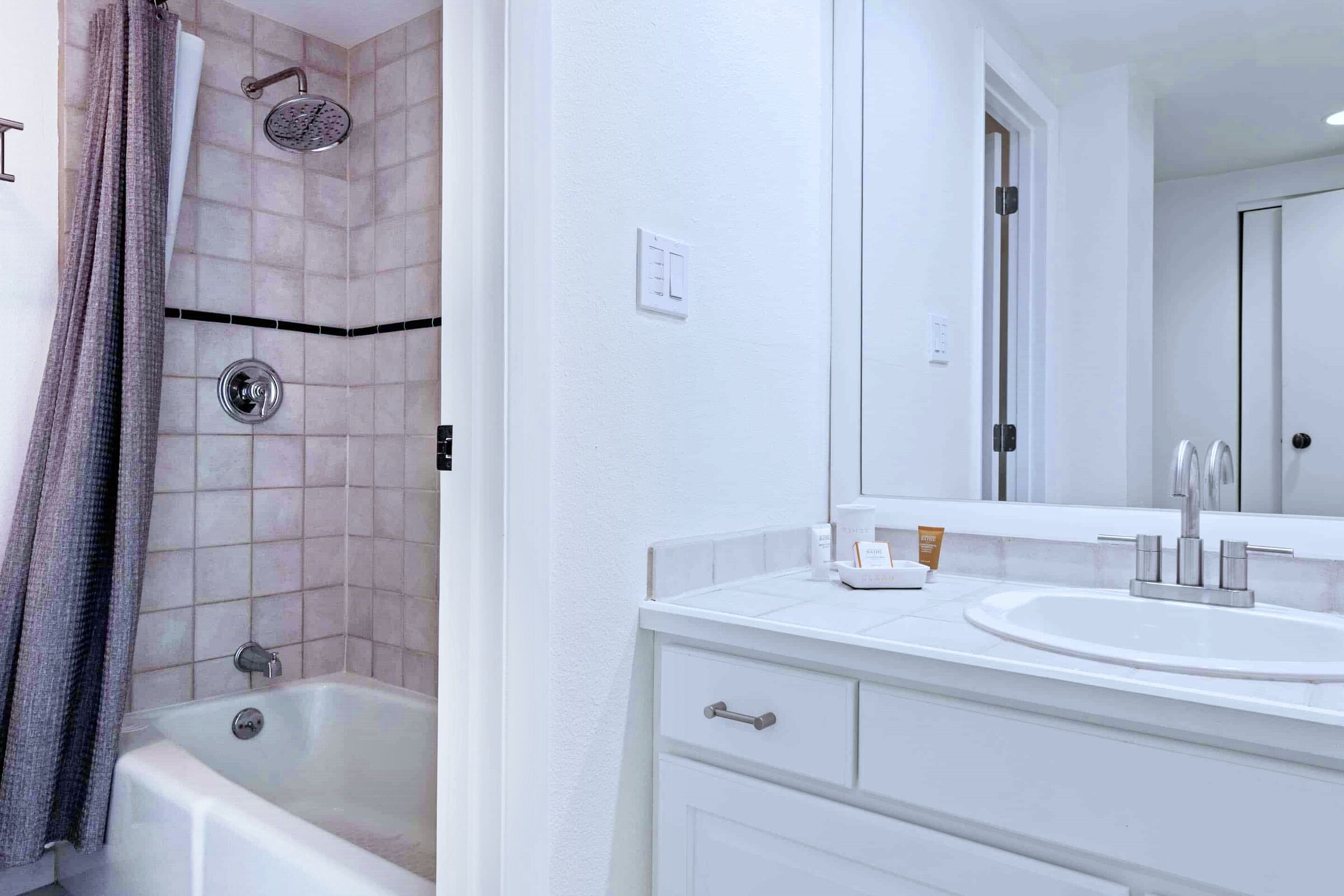 #403 - Bathroom
