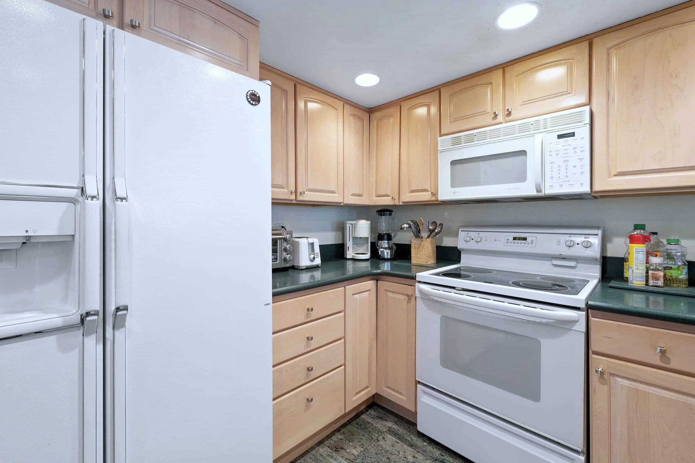 #313 - Kitchen