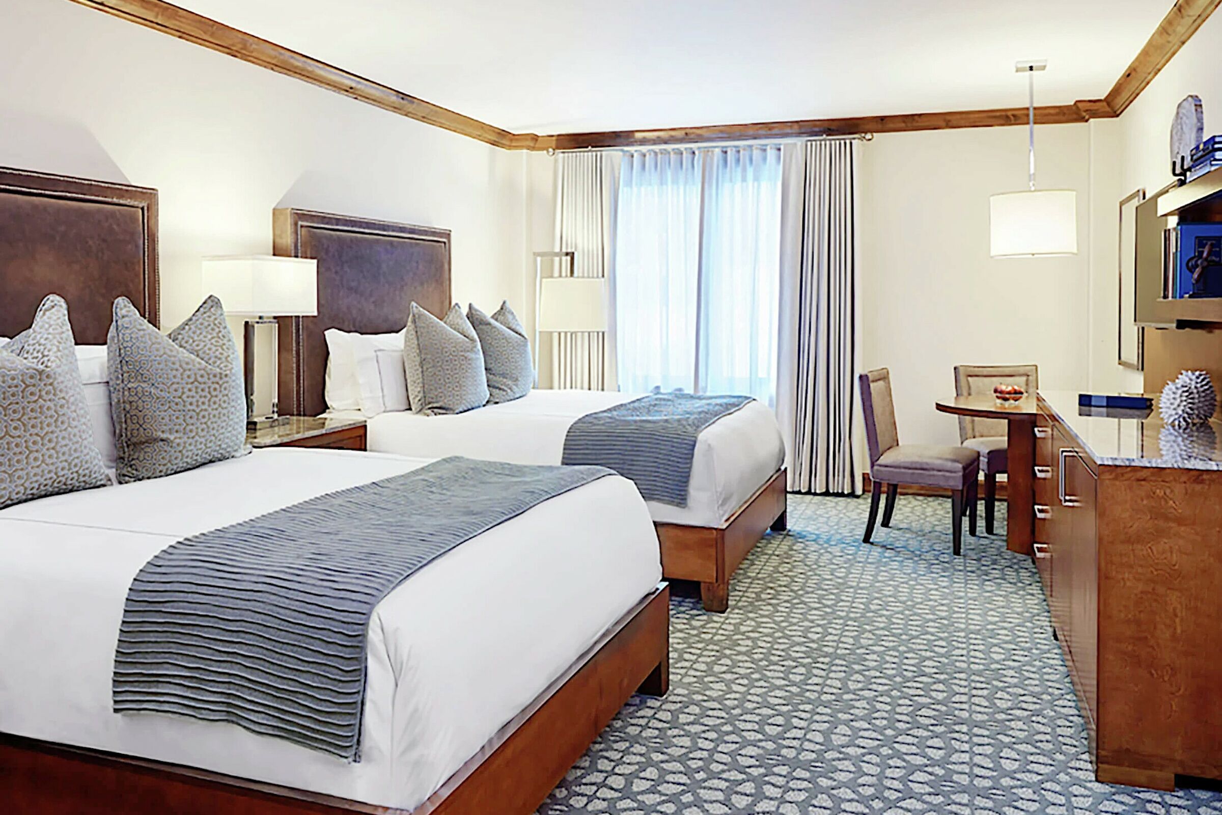Luxury Two Queen Room