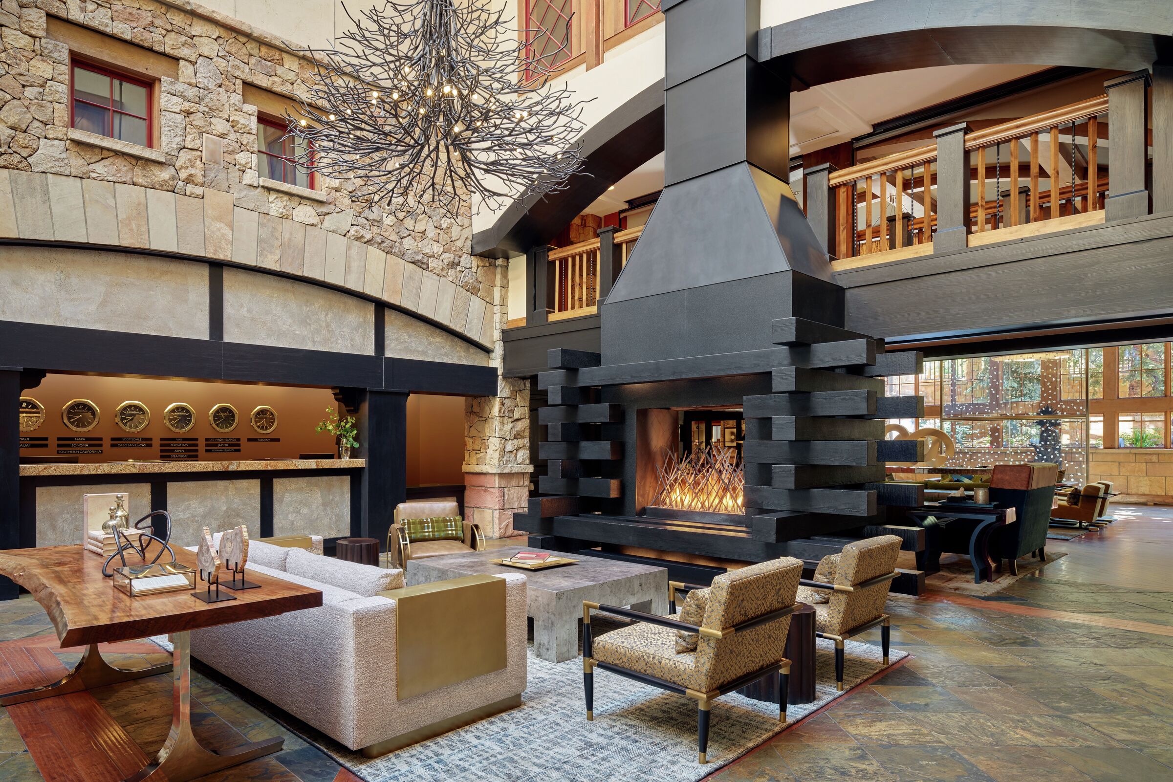 Lobby & Reception