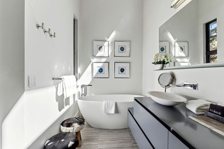 Master Ensuite Bathroom