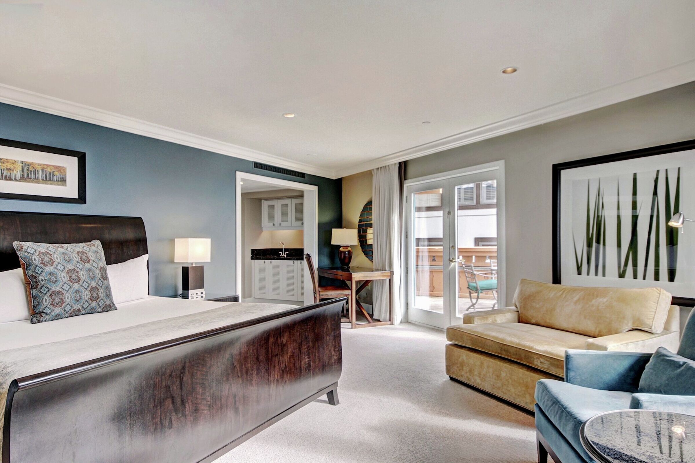 Luxury King Slope View - King Suite
