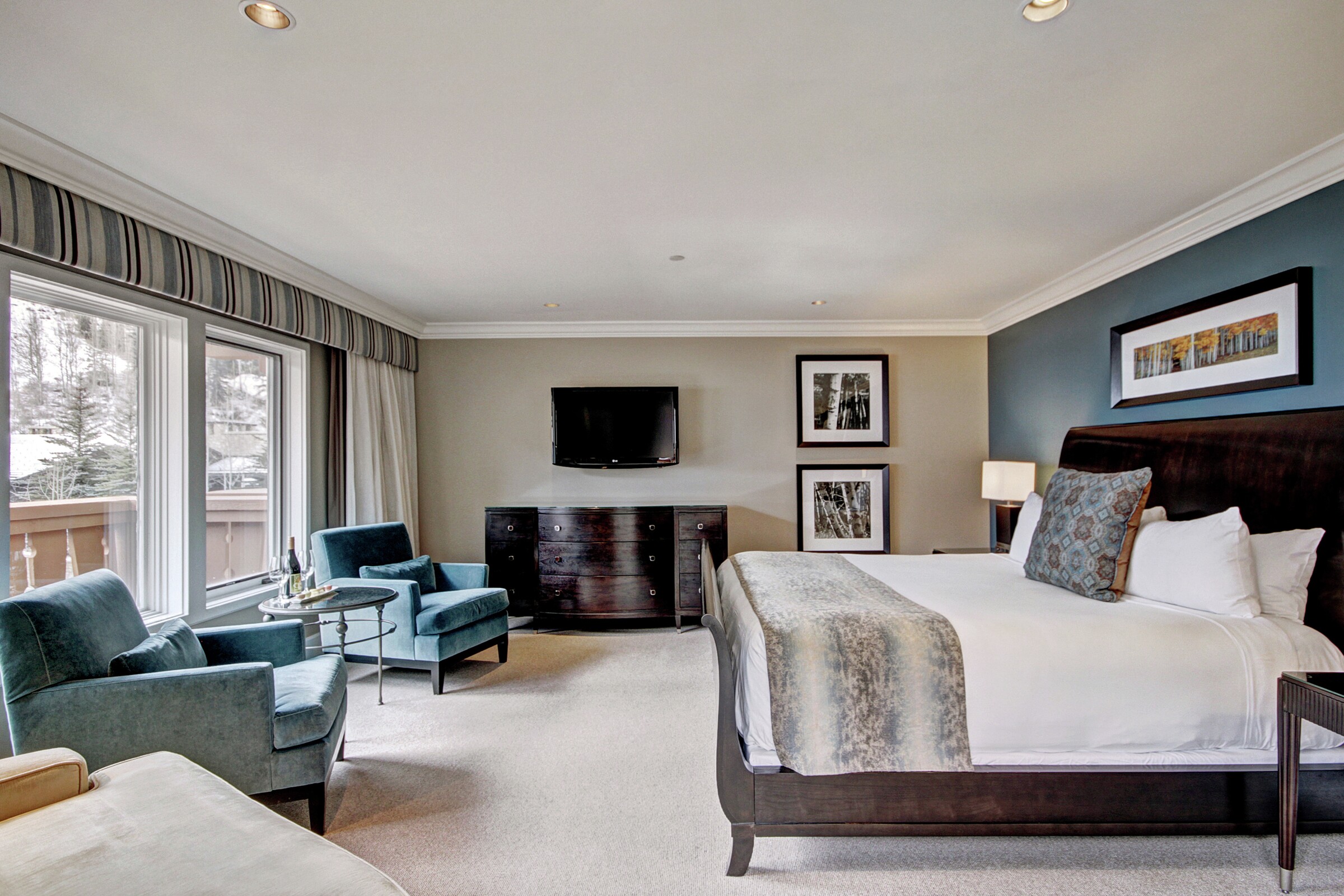 Luxury King Room