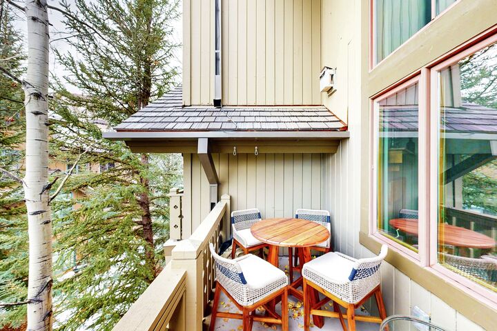 Pinecone Lodge - #306 - The Ski Lodge - Balcony
