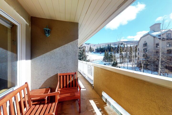 #323 - A Beaver's Lodge - Balcony