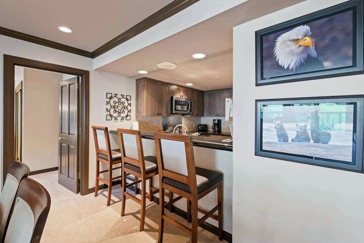 3 Bdrm Platinum TS - Kitchen