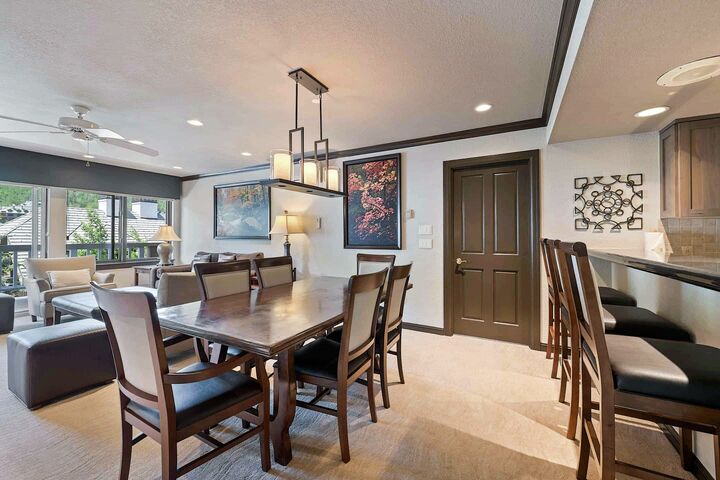3 Bdrm Platinum TS - Dining Area