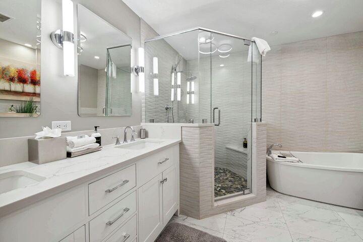 #333 - Master Ensuite Bathroom