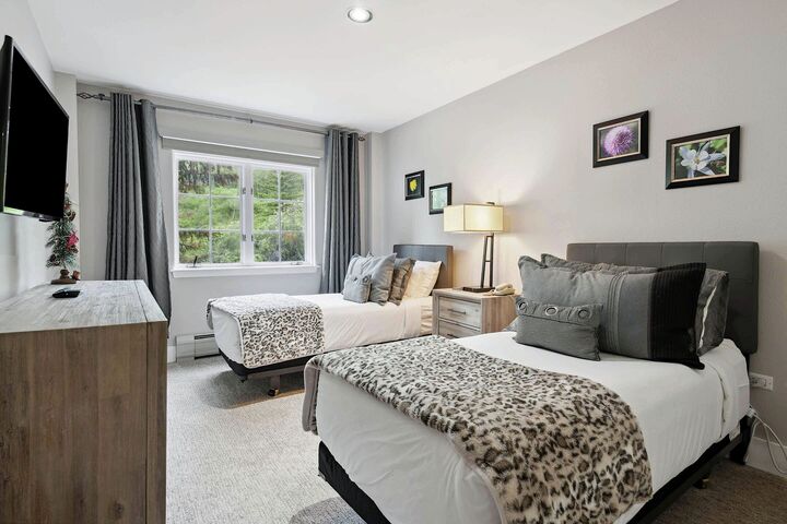 #333 - Bedroom