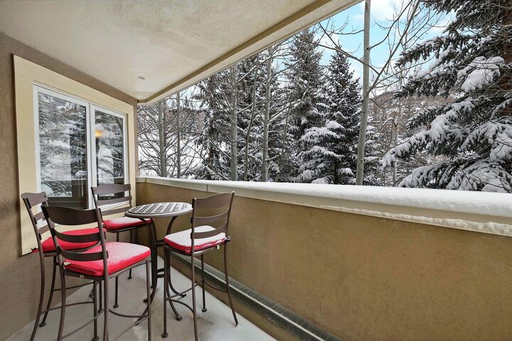#329 - Balcony