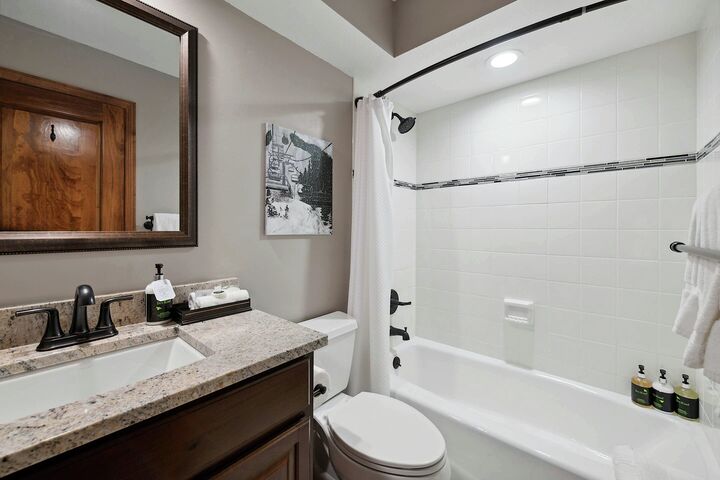 #329 - Ensuite Bathroom