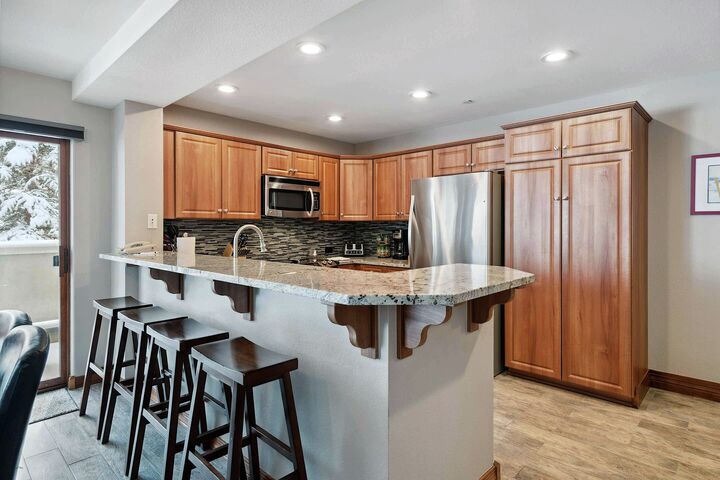 #329 - Kitchen