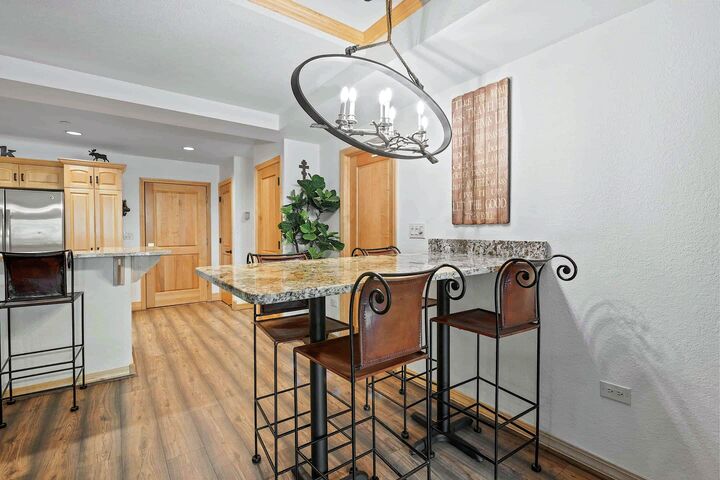 #125 - Dining Area