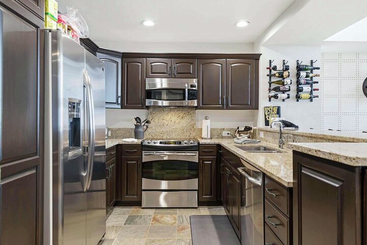 #431 - Kitchen