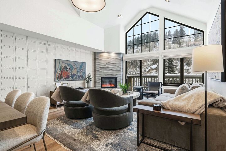 #431 - Living Area