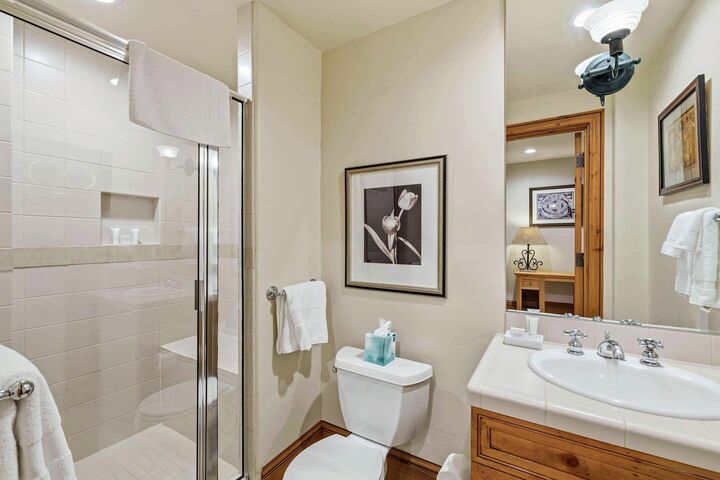 #201 - Bathroom
