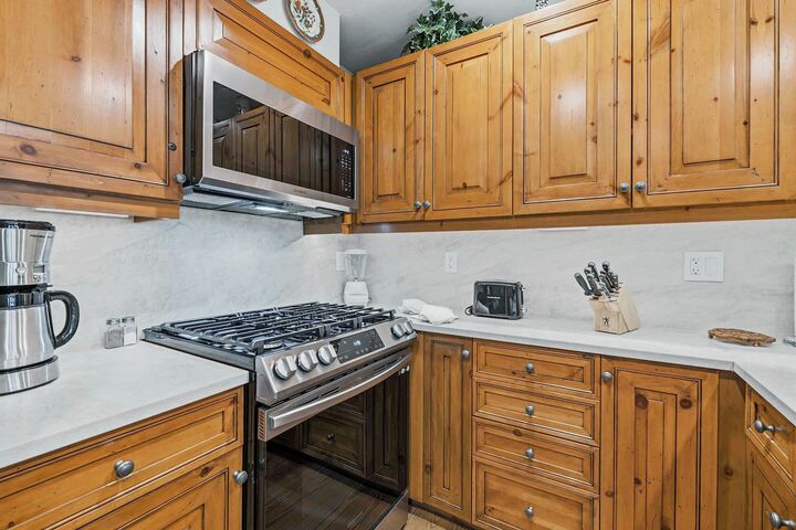 #201 - Kitchen