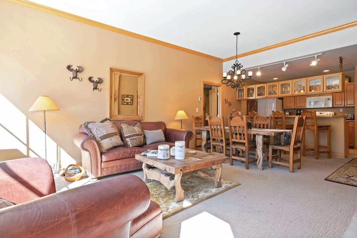 #206 - Living Area