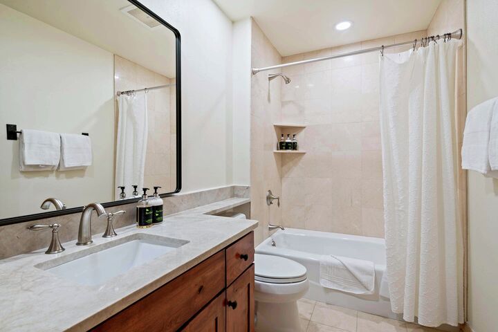 #205 - Bathroom