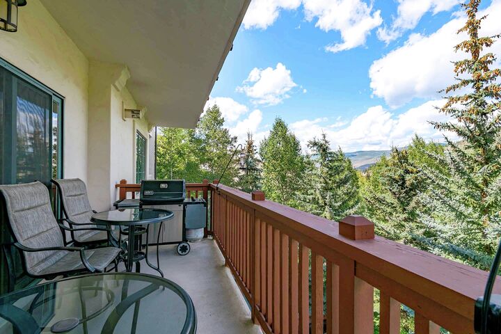 #305 - Balcony with BBQ